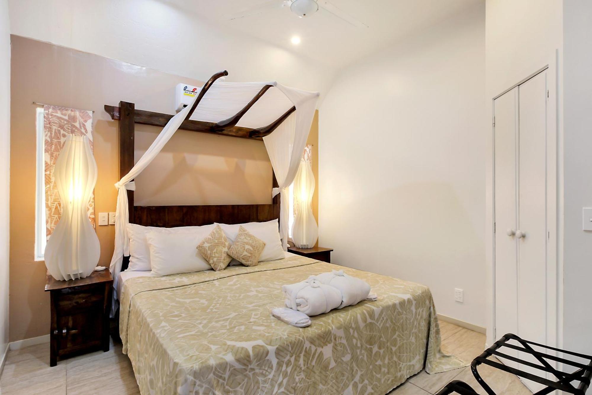 Crown Beach Resort & Spa (Adults Only) Đảo Đảo Rarotonga Ngoại thất bức ảnh